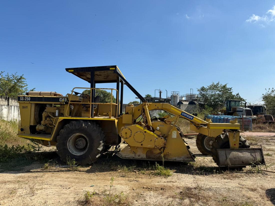 Estabilizadora de suelos Caterpillar SS-250